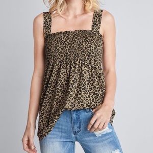 Venus smocked leopard print tank XL